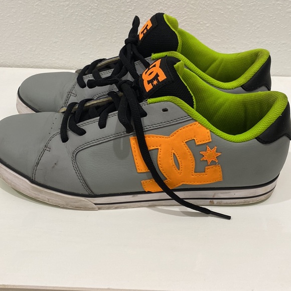 Vintage DC Shoes Full Leather Low Skateboard Shoes | Size 12 - Picture 3 of 9